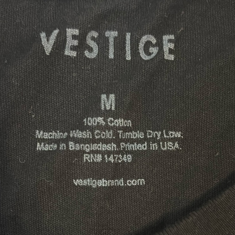 Vestige Graphic T-Shirt Men’s Sz Medium Black Geometric Cotton Minimalist — image 2 of 3